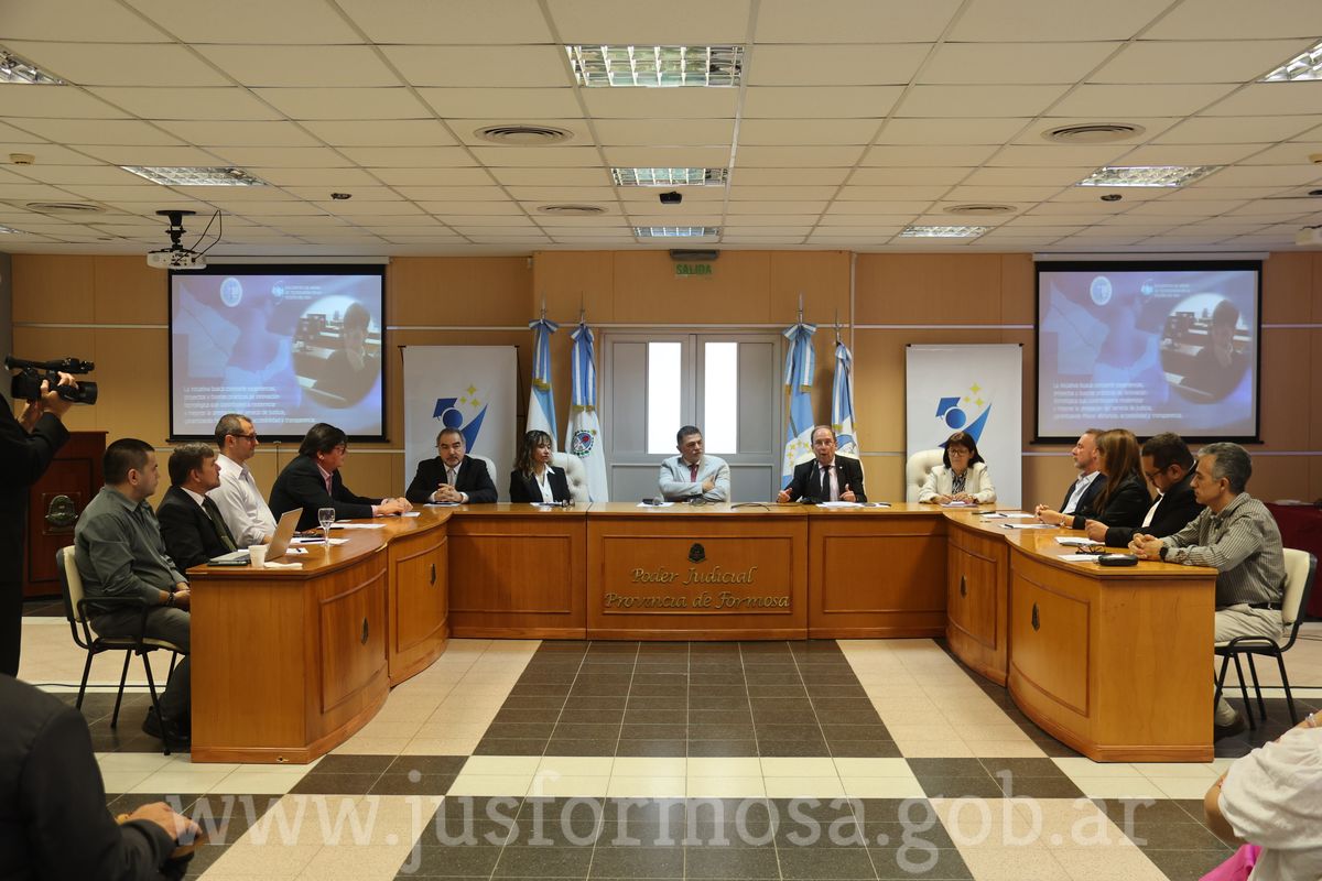 Deliberan en Formosa técnicos y profesionales de las áreas tecnológicas del NEA
