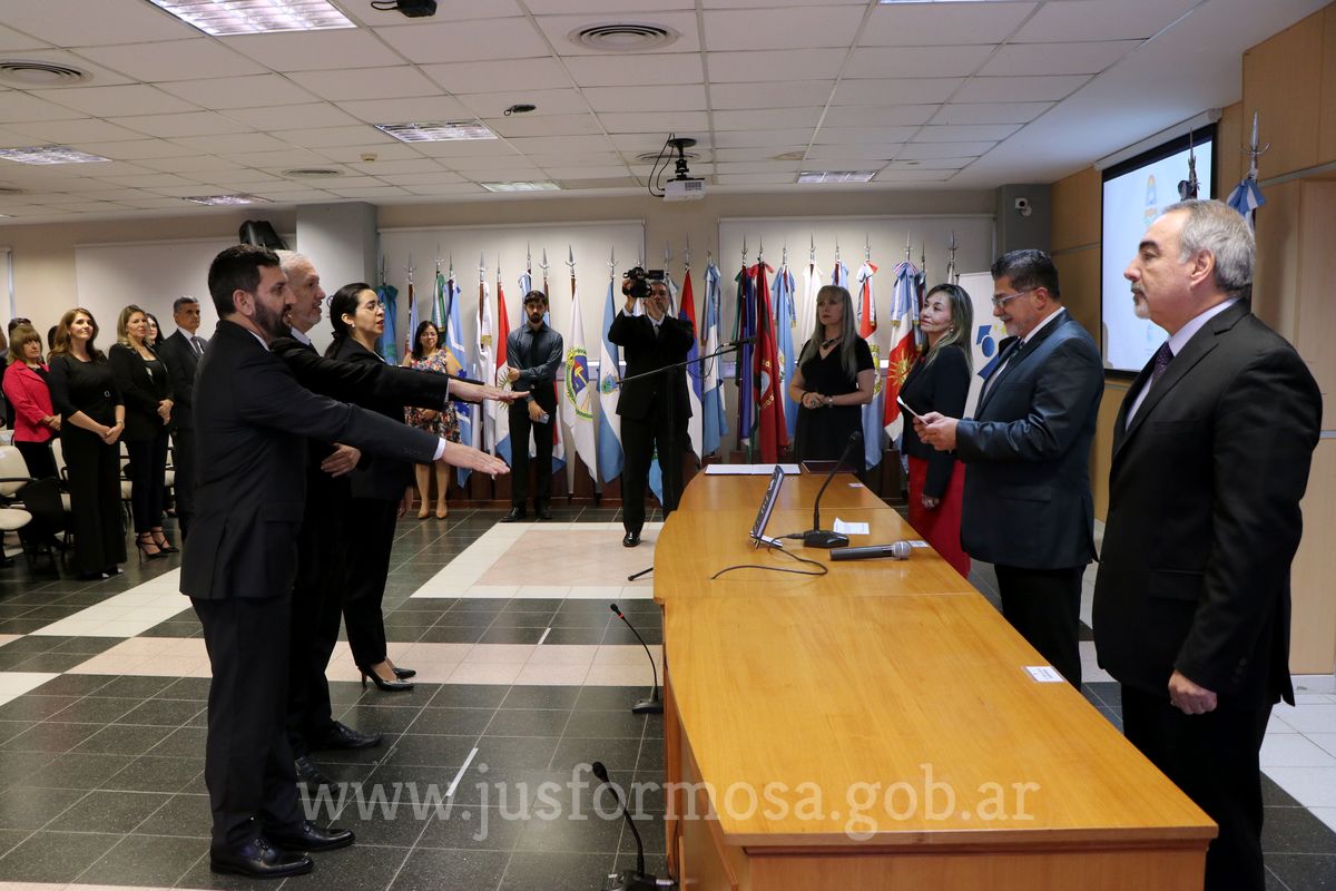 Juramento jueces y juezas