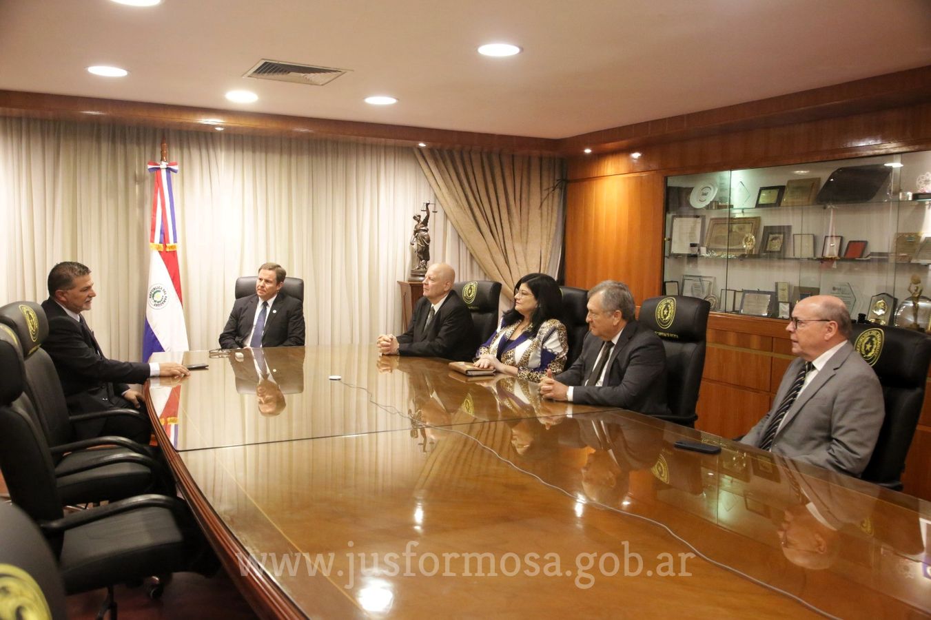 Dr. Alucin en Paraguay